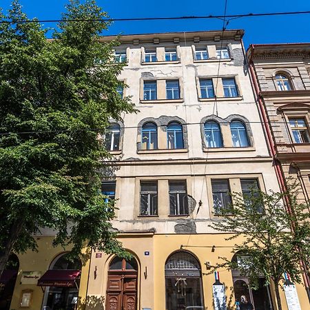 Apartments Safarikova 18 Praga Zewnętrze zdjęcie