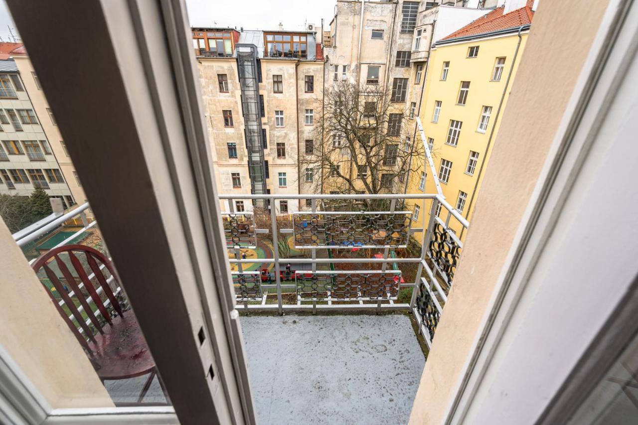 Apartments Safarikova 18 Praga Zewnętrze zdjęcie
