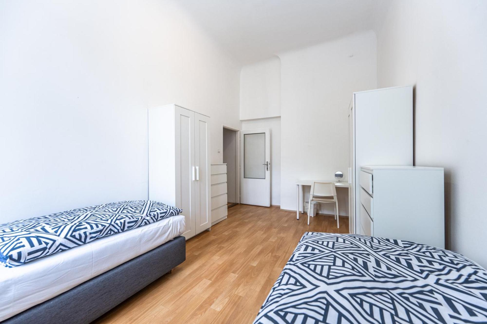 Apartments Safarikova 18 Praga Zewnętrze zdjęcie