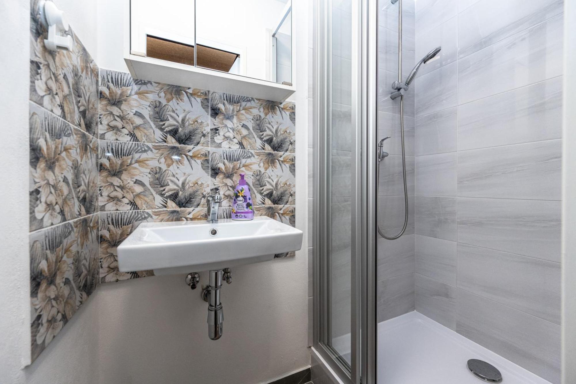 Apartments Safarikova 18 Praga Zewnętrze zdjęcie