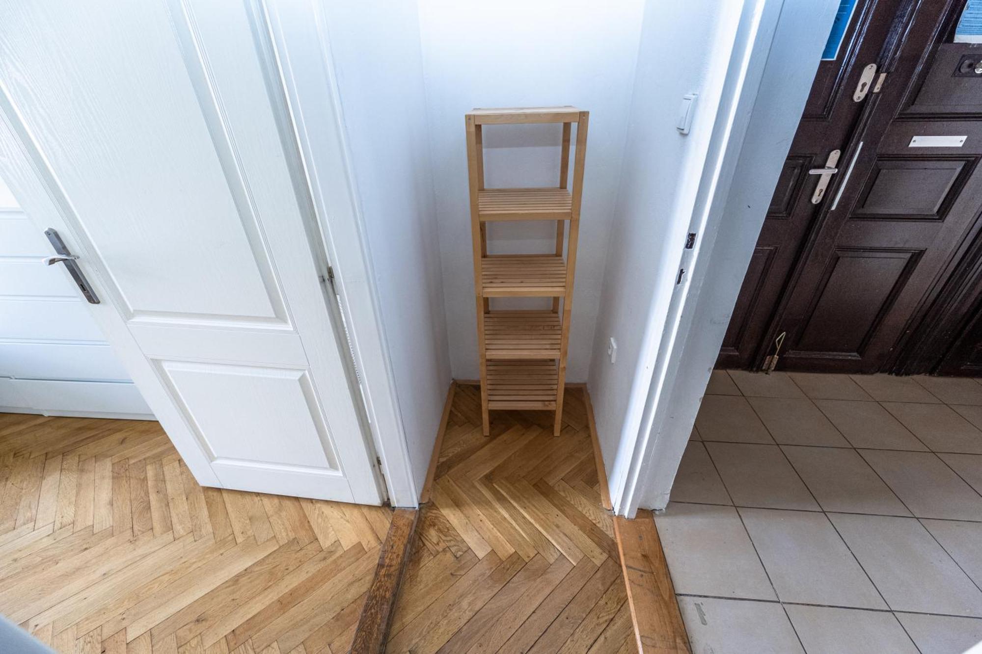 Apartments Safarikova 18 Praga Zewnętrze zdjęcie