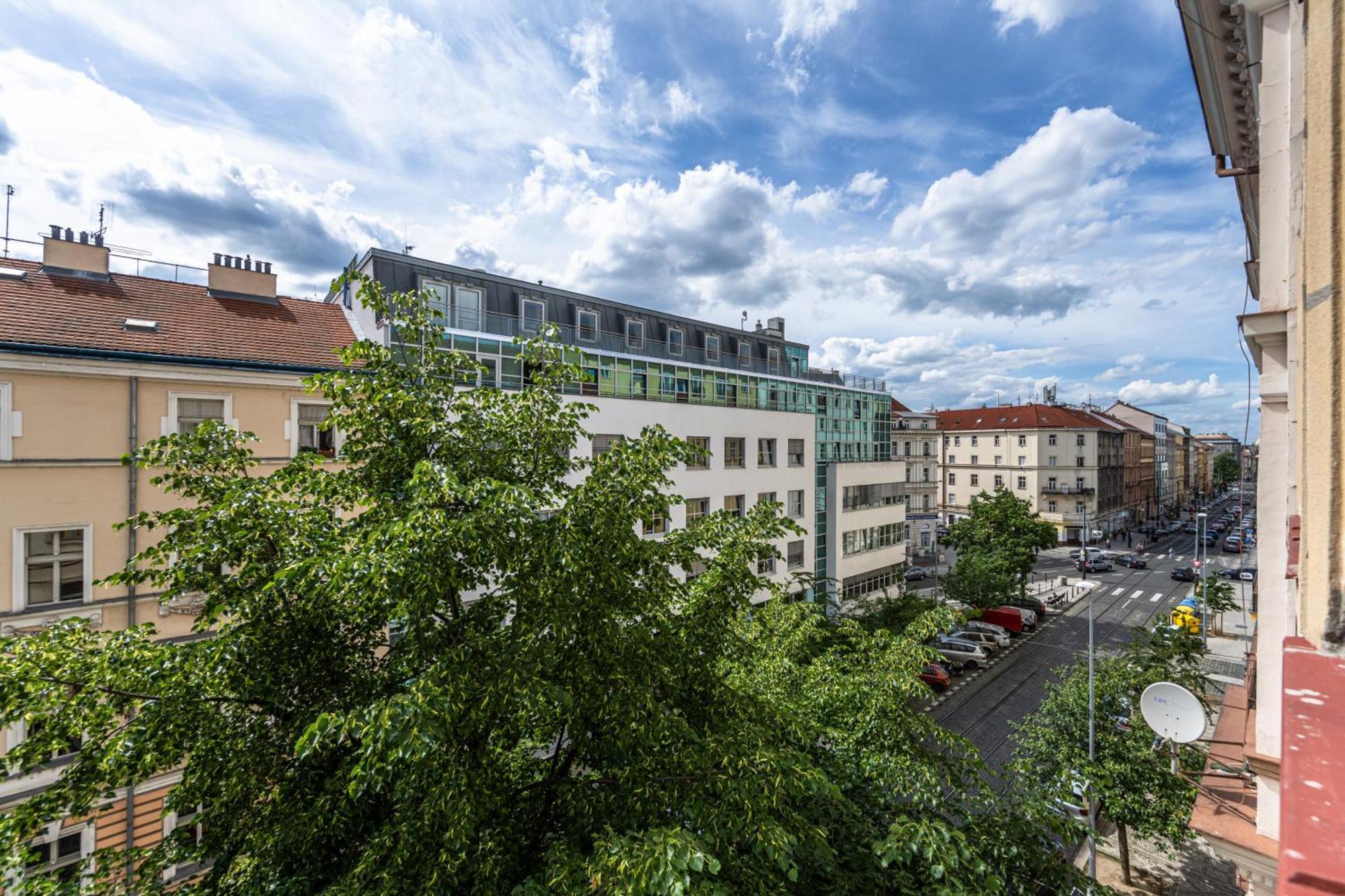 Apartments Safarikova 18 Praga Zewnętrze zdjęcie