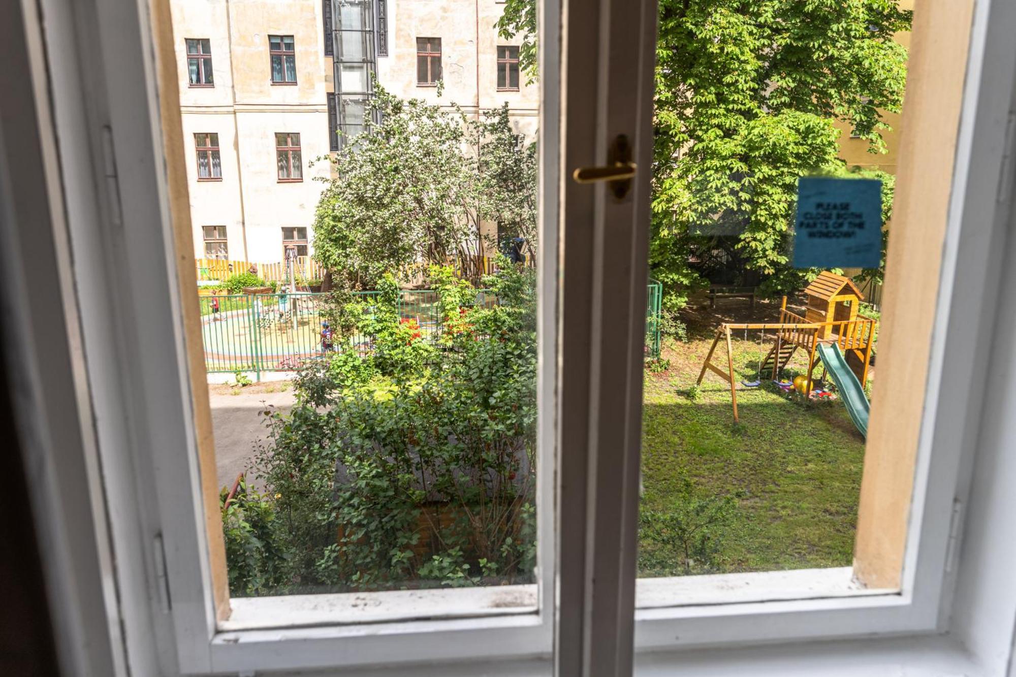 Apartments Safarikova 18 Praga Zewnętrze zdjęcie
