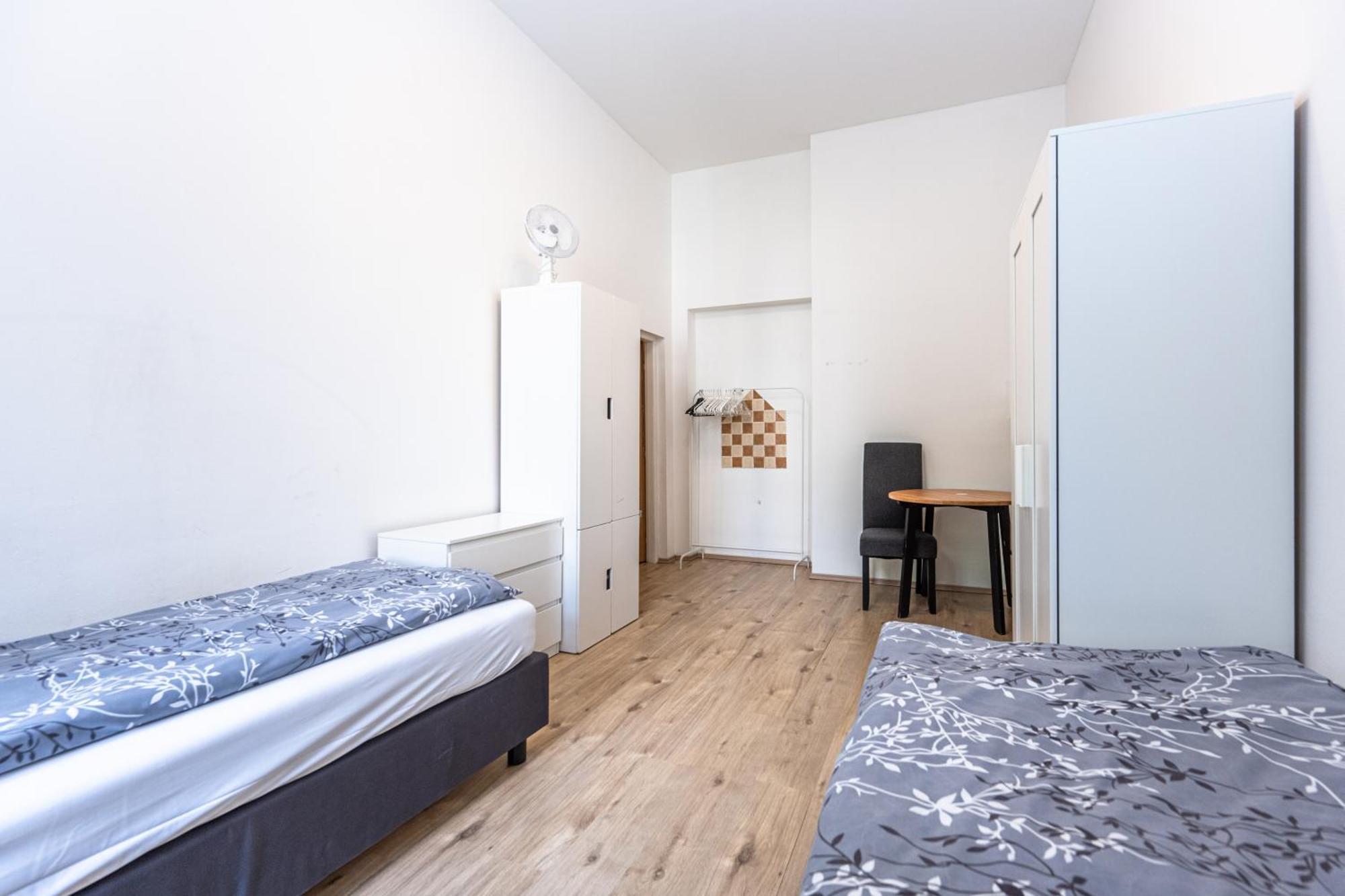 Apartments Safarikova 18 Praga Zewnętrze zdjęcie